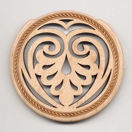 05 maple with classic rosette